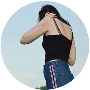 Meet your Posher, Caroline